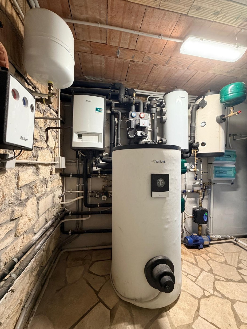 Puffer bivalente per pompa di calore e solare termico